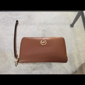 VGUC Michael Kors Leather Wallet